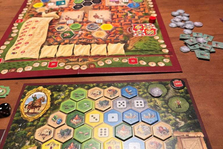 Spielertableau ud Spielbrett leiegen hintereinander und Münzen und ARbeiterplättchen sind zu sehen.